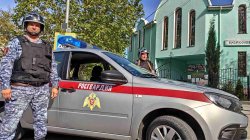 В Крыму росгвардейцы задержали пьяного дебошира в храме В Крыму росгвардейцы задержали пьяного дебошира в храме