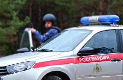 В Няндоме экипаж Росгвардии нашел сбежавшую из Каргопольского детского дома девушку В Няндоме экипаж Росгвардии нашел сбежавшую из Каргопольского детского дома девушку