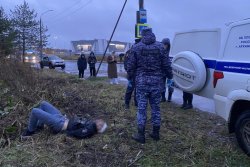 Сотрудники Архангельского филиала вневедомственной охраны Росгвардии передали буйного пассажира автобуса полиции Сотрудники Архангельского филиала вневедомственной охраны Росгвардии передали буйного пассажира автобуса полиции