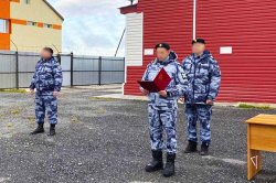 Сотрудники ОМОН Росгвардии на Ямале отмечают 12 лет с даты основания отряда Сотрудники ОМОН Росгвардии на Ямале отмечают 12 лет с даты основания отряда