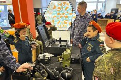 На Ямале росгвардейцы приняли участие в военно-патриотической акции «День призывника» На Ямале росгвардейцы приняли участие в военно-патриотической акции «День призывника»