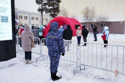 На Ямале Росгвардия приняла участие в мероприятиях, посвященных Дню народного единства На Ямале Росгвардия приняла участие в мероприятиях, посвященных Дню народного единства