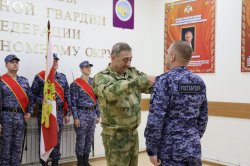 Командующий Восточным округом Росгвардии посетил подразделения ведомства на Чукотке Командующий Восточным округом Росгвардии посетил подразделения ведомства на Чукотке