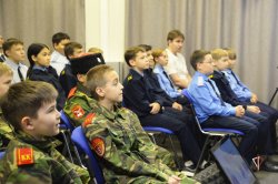 Телемост между ямальскими школьниками и кадетами Пермского президентского кадетского училища Росгвардии состоялся в эфире «Россия 24. Ямал» Телемост между ямальскими школьниками и кадетами Пермского президентского кадетского училища Росгвардии состоялся в эфире «Россия 24. Ямал»
