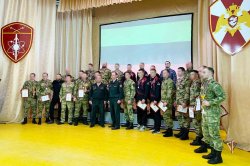 Росгвардеец из Надыма одержал победу в ведомственном Чемпионате Уральского округа по рукопашному бою Росгвардеец из Надыма одержал победу в ведомственном Чемпионате Уральского округа по рукопашному бою