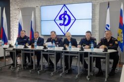 Начальник региональной Росгвардии полковник полиции Сергей Логинов принял участие в заседании пленума Вологодской региональной организации Всероссийск Начальник региональной Росгвардии полковник полиции Сергей Логинов принял участие в заседании пленума Вологодской региональной организации Всероссийск