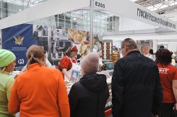 Учреждения ГУФСИН России по Красноярскому краю представили свою продукцию на ярмарке свежих продуктов