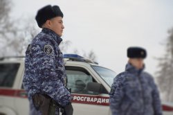 Три нарушителя в одном подъезде – на какие сообщения выезжали автопатрули Росгвардии в НАО Три нарушителя в одном подъезде – на какие сообщения выезжали автопатрули Росгвардии в НАО