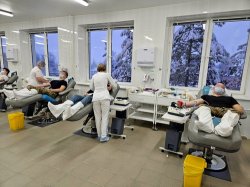 Новгородские росгвардейцы сдали 9 литров донорской крови Новгородские росгвардейцы сдали 9 литров донорской крови