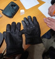 Транспортные полицейские Серова по подозрению в незаконном обороте наркотиков задержали 45-летнего местного жителя