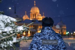 Сотрудники Росгвардии обеспечили порядок в период празднования Рождества на Ямале Сотрудники Росгвардии обеспечили порядок в период празднования Рождества на Ямале
