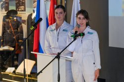 В Музее Победы школьники встретились с героическими женщинами-летчицами В Музее Победы школьники встретились с героическими женщинами-летчицами
