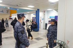 На Ямале Росгвардия обеспечила охрану общественного порядка Чемпионата России по волейболу На Ямале Росгвардия обеспечила охрану общественного порядка Чемпионата России по волейболу