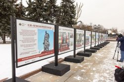 Около Музея Победы открылась выставка о монументах Великой Отечественной войны