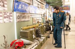 65 новых имен героев СВО внесли на мемориальную стену в Музее Победы 65 новых имен героев СВО внесли на мемориальную стену в Музее Победы