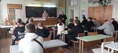 В Сызрани транспортные полицейские приняли участие в родительских собраниях В Сызрани транспортные полицейские приняли участие в родительских собраниях