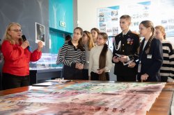В Музее Победы провели игру-викторину о боевом пути авиаполка «Нормандия-Неман» В Музее Победы провели игру-викторину о боевом пути авиаполка «Нормандия-Неман»