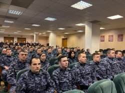 Торжественный выпуск слушателей Центра профессиональной подготовки сотрудников вневедомственной охраны состоялся в Москве Торжественный выпуск слушателей Центра профессиональной подготовки сотрудников вневедомственной охраны состоялся в Москве