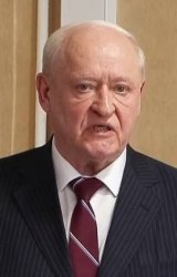 Скандал в Нижневартовском районе: прокуратура требует от главы вернуть 5 млн рублей Скандал в Нижневартовском районе: прокуратура требует от главы вернуть 5 млн рублей