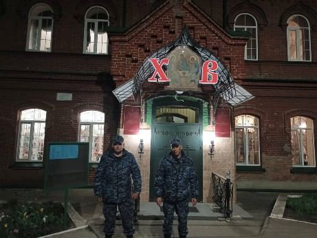 Сотрудники Росгвардии обеспечили безопасность во время пасхальных богослужений Сотрудники Росгвардии обеспечили безопасность во время пасхальных богослужений
