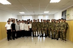 Курсанты Росгвардии рассказали грозненским школьникам о ведомственных вузах