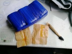 Транспортные полицейские ХМАО-Югры задержали в пассажирском поезде «Адлер – Нижневартовск» сургутянина с растительным наркотиком Транспортные полицейские ХМАО-Югры задержали в пассажирском поезде «Адлер – Нижневартовск» сургутянина с растительным наркотиком