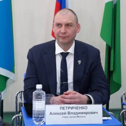 Алексей Петриченко: Вместе с Советом руководителей продолжаем совместные проекты по развитию города