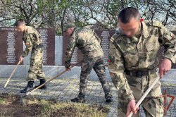 Росгвардейцы и кадеты ведомства благоустроили памятники героям Великой Отечественной войны в Запорожской области Росгвардейцы и кадеты ведомства благоустроили памятники героям Великой Отечественной войны в Запорожской области