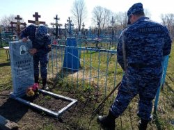 В Мордовии росгвардейцы присоединились к ведомственной акции «Вахта Памяти» В Мордовии росгвардейцы присоединились к ведомственной акции «Вахта Памяти»