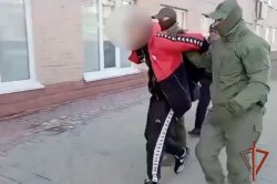 СОБР «Корд» Росгвардии задержал жителя Томска за пропаганду и демонстрирование символики экстремистских организаций СОБР «Корд» Росгвардии задержал жителя Томска за пропаганду и демонстрирование символики экстремистских организаций