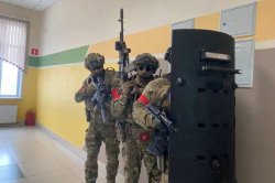Росгвардия приняла участие во Всероссийских антитеррористических учениях на объектах образования в Томской области Росгвардия приняла участие во Всероссийских антитеррористических учениях на объектах образования в Томской области