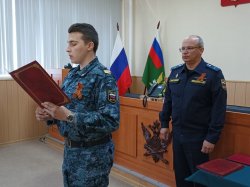 Сегодня, в преддверии Дня Победы, судебные приставы присягнули на верность России и Закону Сегодня, в преддверии Дня Победы, судебные приставы присягнули на верность России и Закону