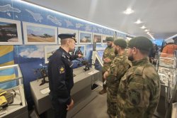 Оркестр Росгвардии принял участие во встрече агитационного поезда-музея в Гудермесе Оркестр Росгвардии принял участие во встрече агитационного поезда-музея в Гудермесе