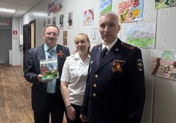 В Нижнем Тагиле транспортные полицейские и общественники подвели итоги отборочного этапа творческого конкурса «Полицейский дядя Степа» В Нижнем Тагиле транспортные полицейские и общественники подвели итоги отборочного этапа творческого конкурса «Полицейский дядя Степа»