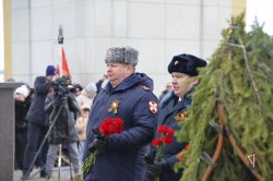 В Салехарде прошли торжественные мероприятия с участием Росгвардии в честь 80-летия Великой Победы В Салехарде прошли торжественные мероприятия с участием Росгвардии в честь 80-летия Великой Победы