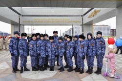 В Салехарде прошли торжественные мероприятия с участием Росгвардии в честь 80-летия Великой Победы В Салехарде прошли торжественные мероприятия с участием Росгвардии в честь 80-летия Великой Победы