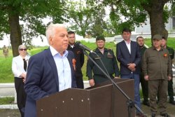 Росгвардейцы и сотрудники военной контрразведки приняли участие в перезахоронении останков красноармейцев в Чеченской Республике Росгвардейцы и сотрудники военной контрразведки приняли участие в перезахоронении останков красноармейцев в Чеченской Республике