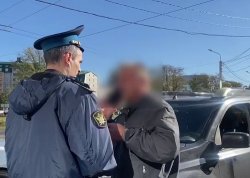 Судебные приставы нашли машину должника, которую он пытался скрыть Судебные приставы нашли машину должника, которую он пытался скрыть