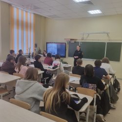 Транспортные полицейские Нижнего Тагила приняли участие в профилактической акции «Закон и безопасность» Транспортные полицейские Нижнего Тагила приняли участие в профилактической акции «Закон и безопасность»