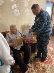 Сильный духом, крепкий телом Сильный духом, крепкий телом