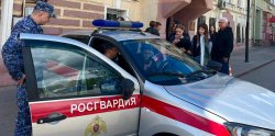 Росгвардейцы провели День открытых дверей для школьников в Подмосковье Росгвардейцы провели День открытых дверей для школьников в Подмосковье
