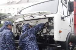 В Росгвардии состоялись мероприятия, приуроченные к переводу техники на летний период эксплуатации в условиях арктического региона В Росгвардии состоялись мероприятия, приуроченные к переводу техники на летний период эксплуатации в условиях арктического региона