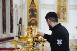В Салехарде прошел молебен для сотрудников СОБР Росгвардии В Салехарде прошел молебен для сотрудников СОБР Росгвардии