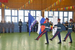 Подшефные кадеты Росгвардии стали участниками традиционного Кадетского бала в Салехарде Подшефные кадеты Росгвардии стали участниками традиционного Кадетского бала в Салехарде