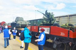 80-летие Победы: Росгвардия обеспечила порядок во время визита тематического поезда на Ямал 80-летие Победы: Росгвардия обеспечила порядок во время визита тематического поезда на Ямал