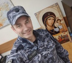 Офицер Росгвардии с Чукотки, находясь в отпуске, оказал помощь при пожаре Офицер Росгвардии с Чукотки, находясь в отпуске, оказал помощь при пожаре