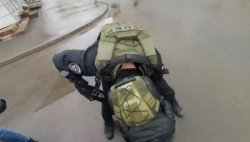 При содействии сотрудников СОБР в Вологде задержан подозреваемый в тяжком преступлении При содействии сотрудников СОБР в Вологде задержан подозреваемый в тяжком преступлении
