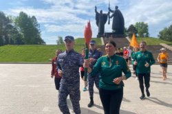 Росгвардейцы пронесли факел «Огонь жизни» в поддержку донорства костного мозга в Томске Росгвардейцы пронесли факел «Огонь жизни» в поддержку донорства костного мозга в Томске