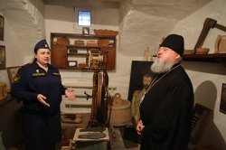 Митрополит Красноярский и Ачинский Никита посетил СИЗО-1 Митрополит Красноярский и Ачинский Никита посетил СИЗО-1