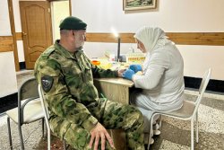 Военнослужащие Росгвардии поддержали донорскую акцию в Гудермесе Военнослужащие Росгвардии поддержали донорскую акцию в Гудермесе